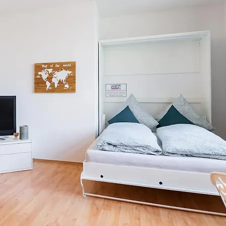 Helle In Top-lage, Hasselbachplatz - Altstadt, W-lan, 4 Schlafplaetze