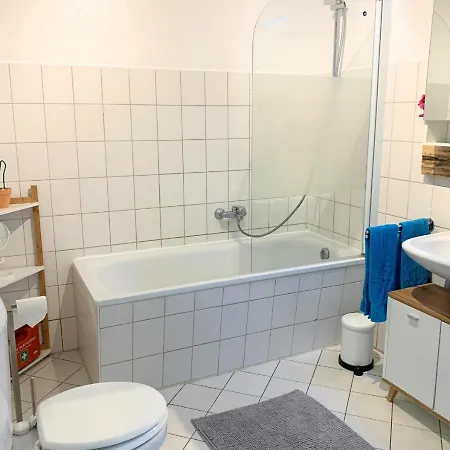 Daire Helle In Top-lage, Hasselbachplatz - Altstadt, W-lan, 4 Schlafplaetze *