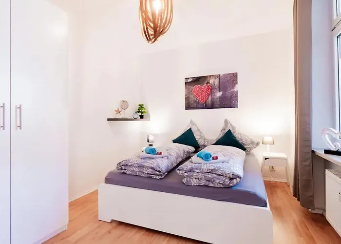 Lejlighed Helle In Top-lage, Hasselbachplatz - Altstadt, W-lan, 4 Schlafplaetze